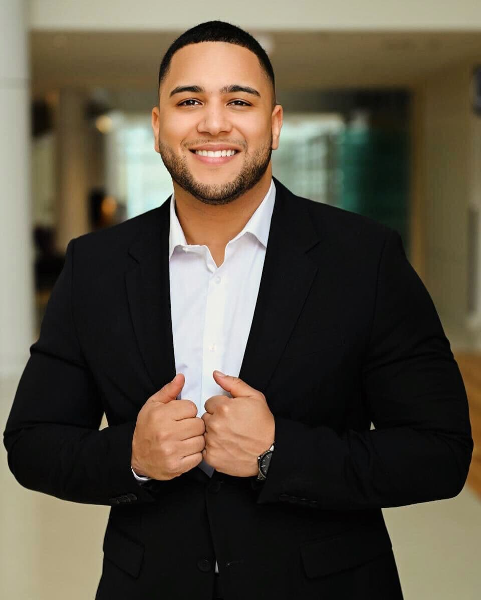 Anibal Mendez, Senior Buyer Specialist at Liriano Realty