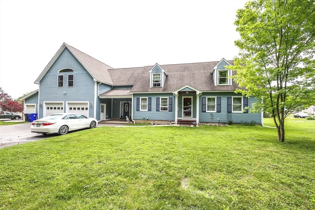 4-bed Multi-Family at 167 South Shelburne Rd., Greenfield