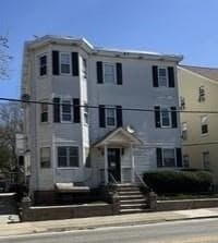 11-bed Multi-Family at 126 Main Street, Warren