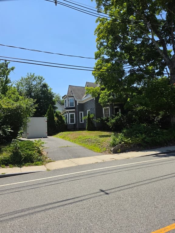 Casa Unifamiliar de 4 quartos em 58 Stetson St, Bridgewater
