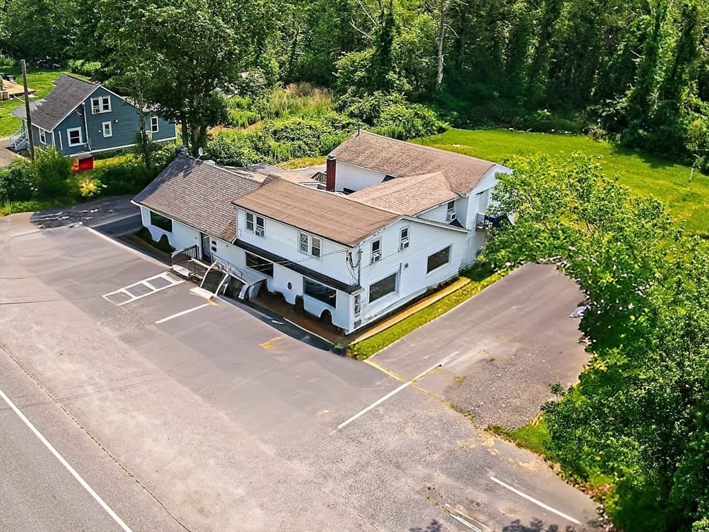 Comercial de 0 quartos em 87 Winthrop St, Rehoboth