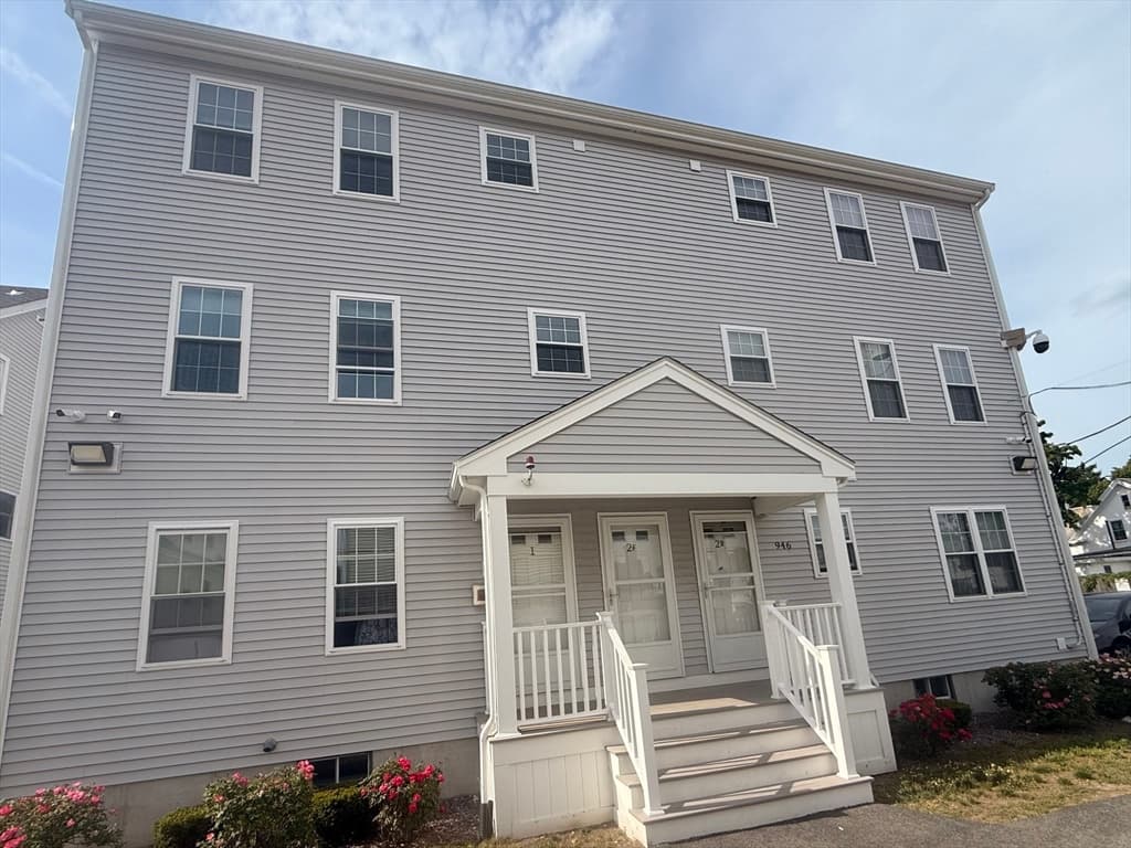 2-bed Condo at 944 Warren # F, Brockton