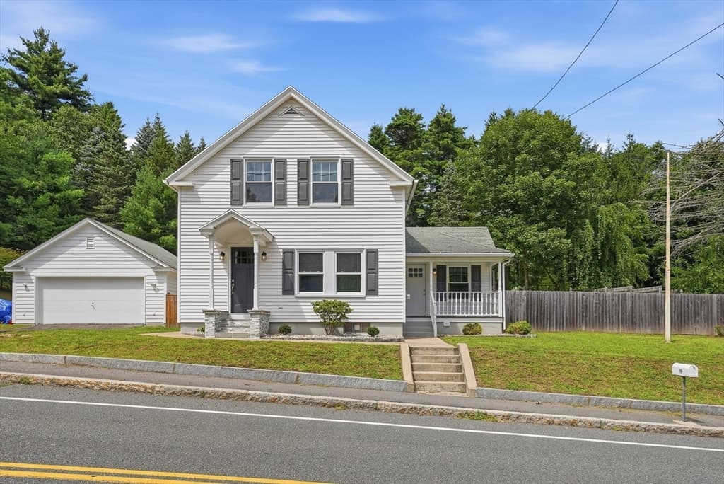 3-bed Single Family at 19 Depot St, Belchertown