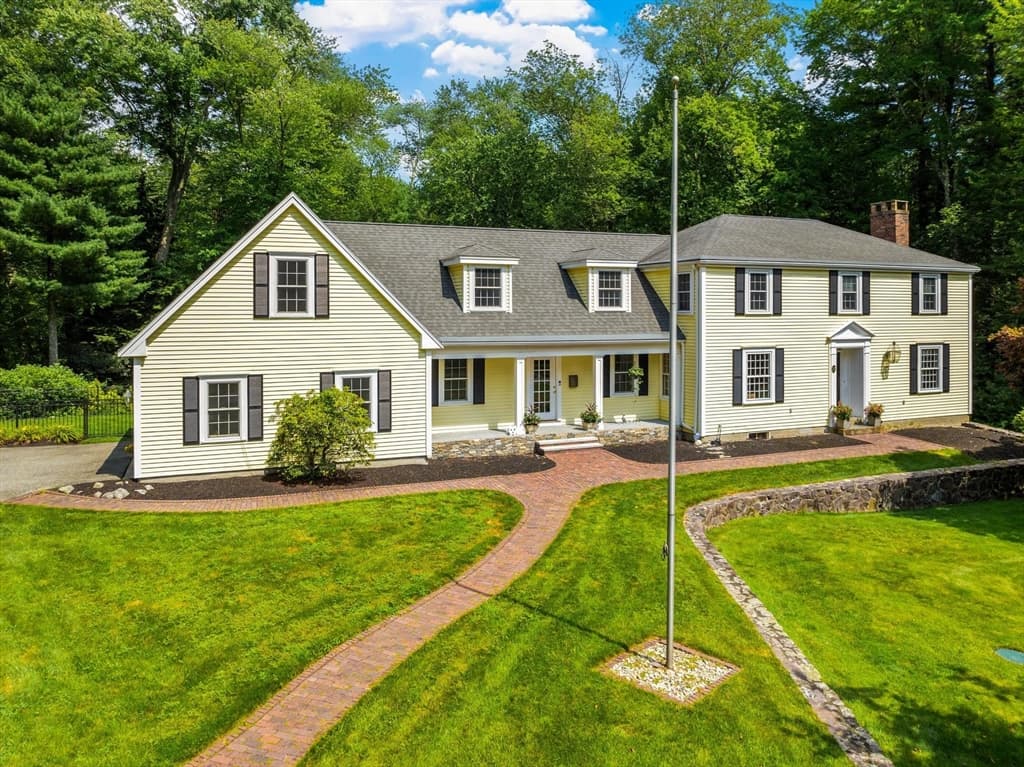 Casa Unifamiliar de 4 quartos em 17 Townsend Road, Lynnfield