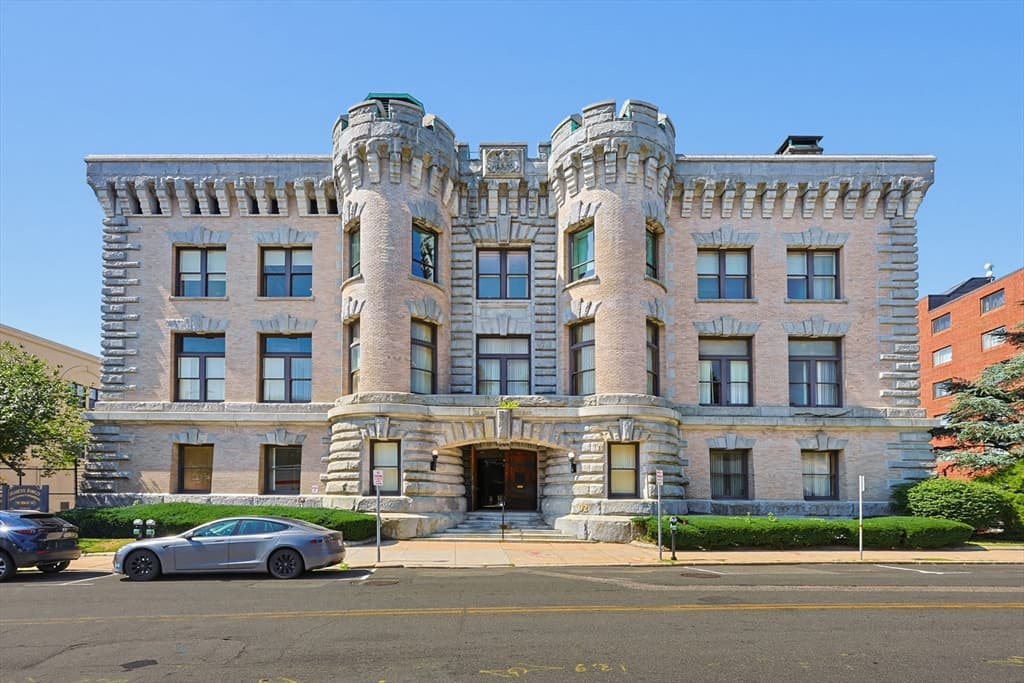 Comercial de 0 quartos em 92 High St # 21, Medford