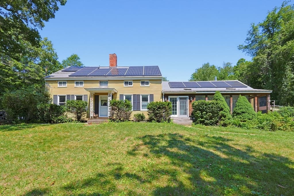 3-bed Single Family at 525 Clark St, Gardner