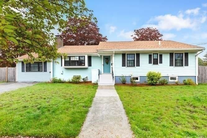 Casa Unifamiliar de 3 quartos em 11 Countryside Lane, Marblehead