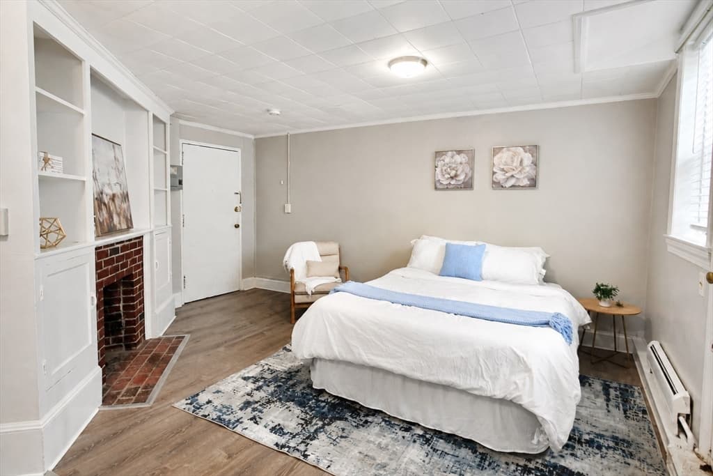 1-bed Condo at 16 Chauncy St # B, Cambridge