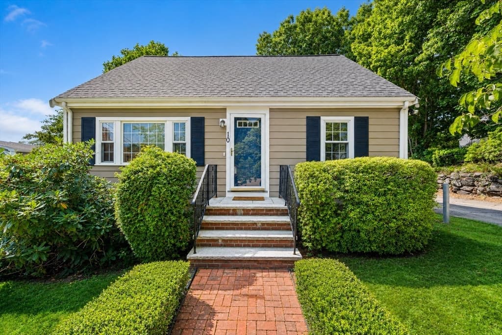Casa Unifamiliar de 3 quartos em 10 Curtis Cir, Canton