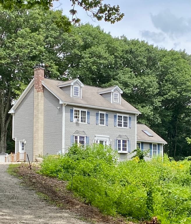 Casa Unifamiliar de 3 habitaciones en 543 Jones Hill Rd, Ashby