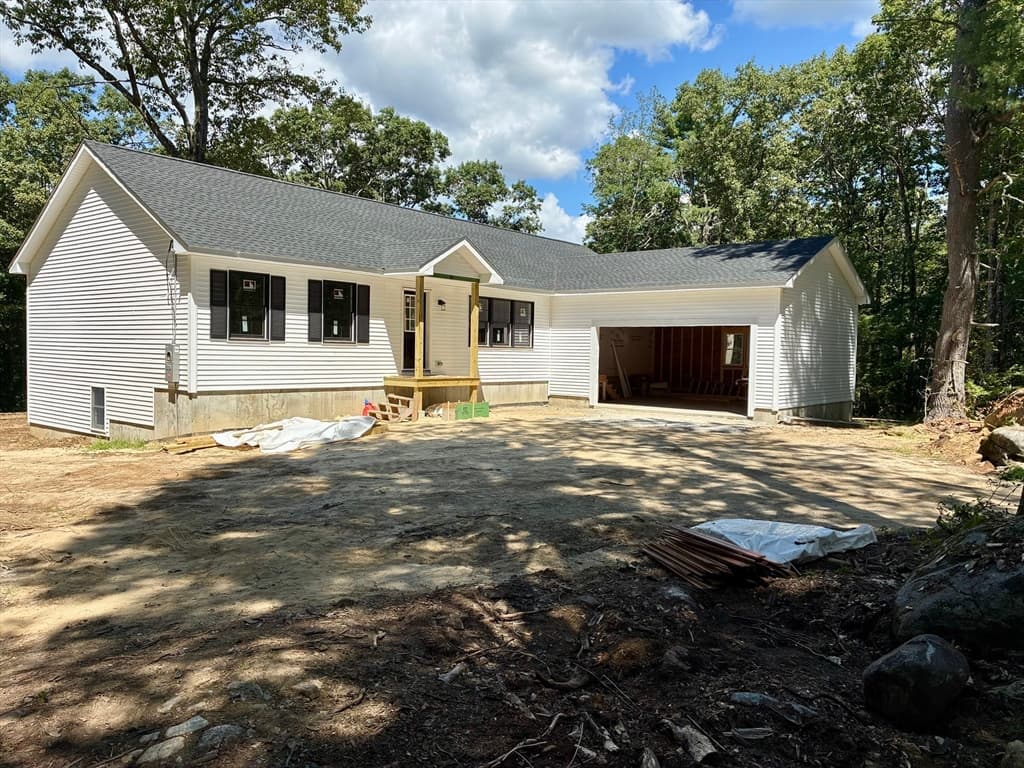 Casa Unifamiliar de 3 quartos em Lot 5 Secret Lake Rd., Phillipston