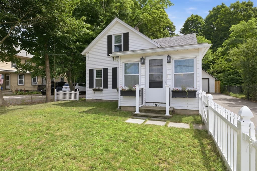 Casa Unifamiliar de 2 habitaciones en 589 South St, Wrentham