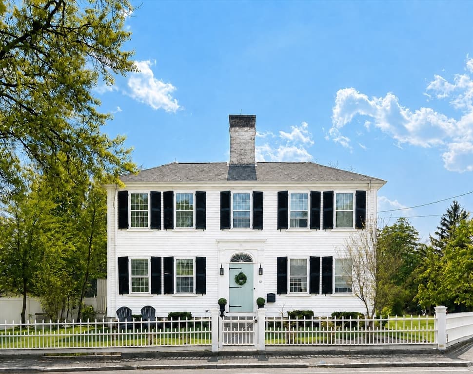 4-bed Single Family at 12 Summer St, Kingston
