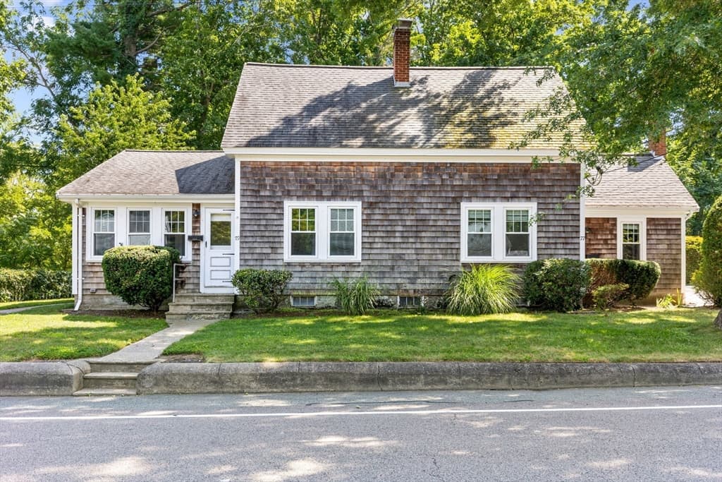 4-bed Multi-Family at 77 Elm Street, Easton