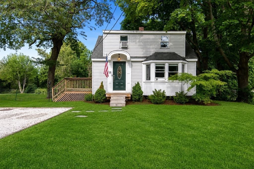 Casa Unifamiliar de 2 quartos em 16 Pleasant St, Scituate