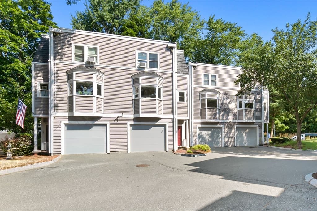 2-bed Condo at 117 High St # 12A, Ipswich