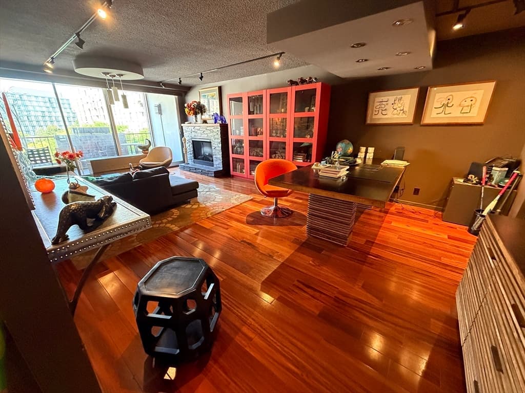 1-bed Condo at 77 Pond Ave # 509, Brookline