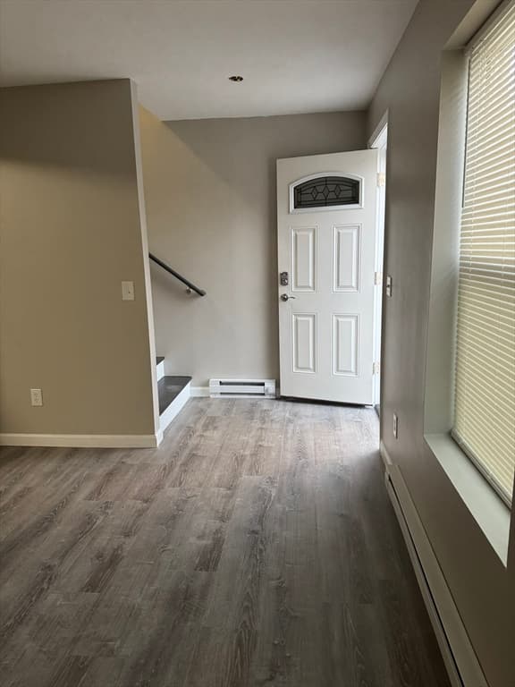 Multifamiliar de 8 habitaciones en 74-82 North St, Southbridge