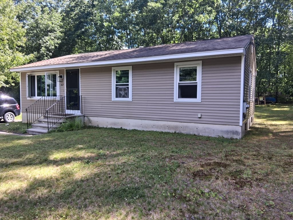 3-bed Single Family at 167 Froman St, Athol