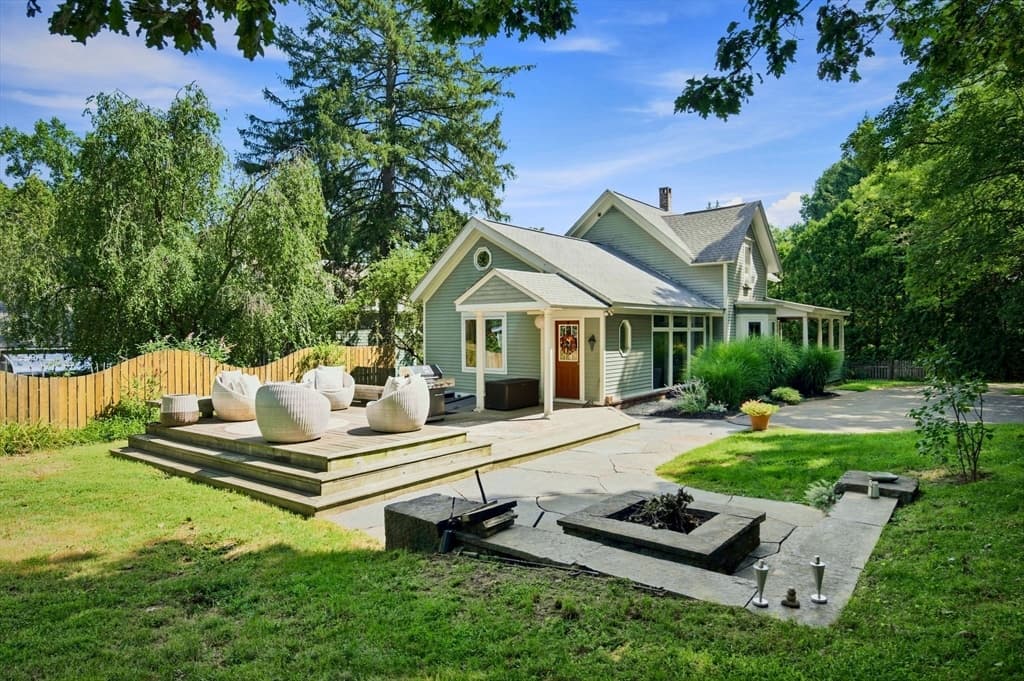 3-bed Single Family at 139 Montague City Road, Greenfield