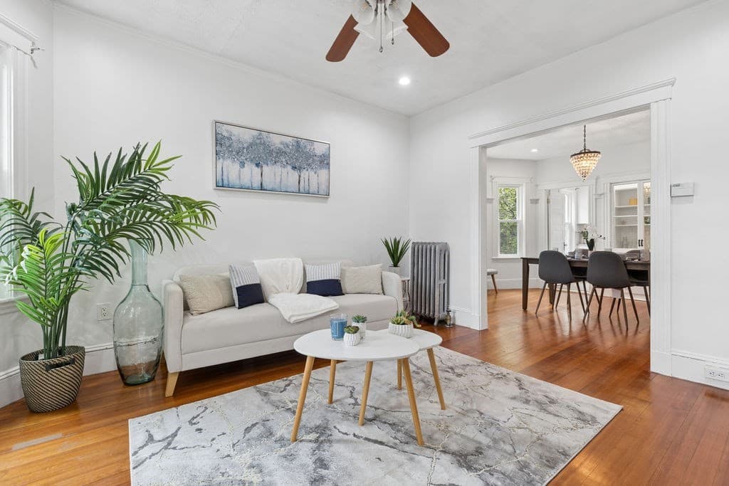 2-bed Condo at 215 Crafts Rd # 2, Brookline