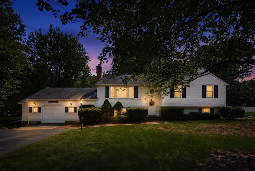 4-bed Single Family at 80 Cedarwood Road, Hanover