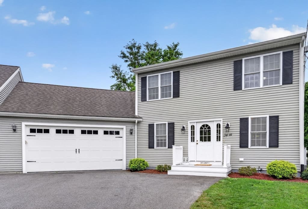 3-bed Single Family at 34 1/2 Briggs St # 1, Taunton