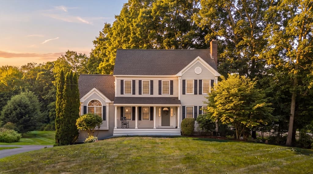 Casa Unifamiliar de 4 quartos em 10 Shirley Street, Pepperell