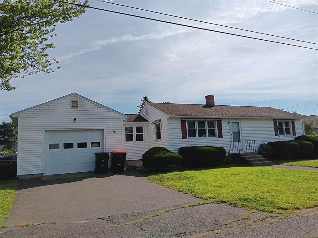 Casa Unifamiliar de 2 quartos em 74 Taft Street, Agawam