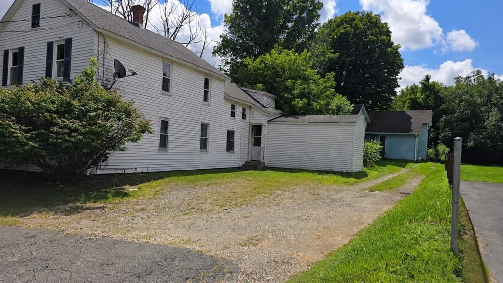 Casa Unifamiliar de 2 quartos em 23 Walnut St, Pittsfield