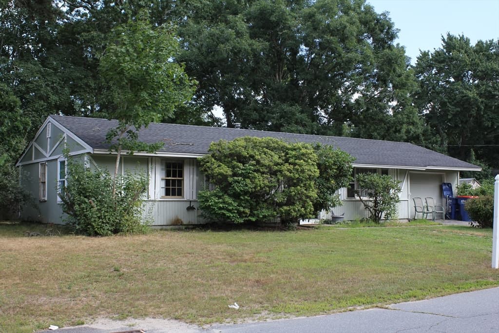 Casa Unifamiliar de 4 quartos em 7 Christopher Dr, Wareham