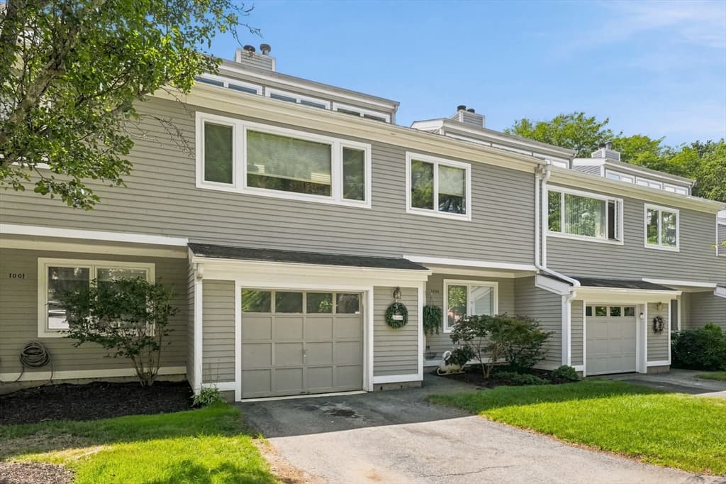 Condomínio de 3 quartos em 1002 Pine Brook Dr # 20, Peabody