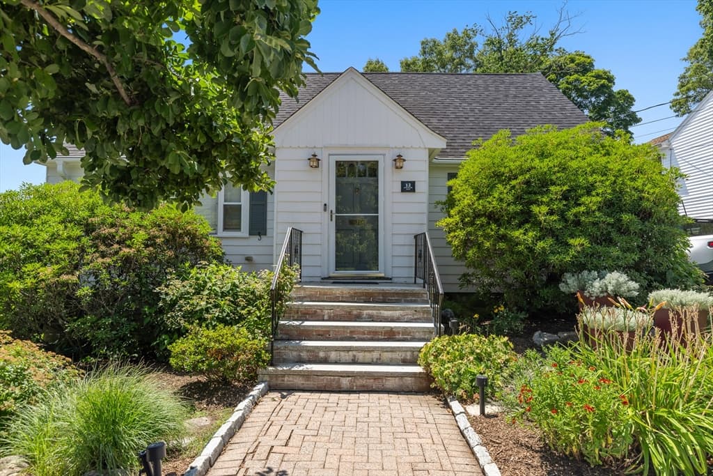 Casa Unifamiliar de 3 quartos em 12 Arborview Rd, Boston