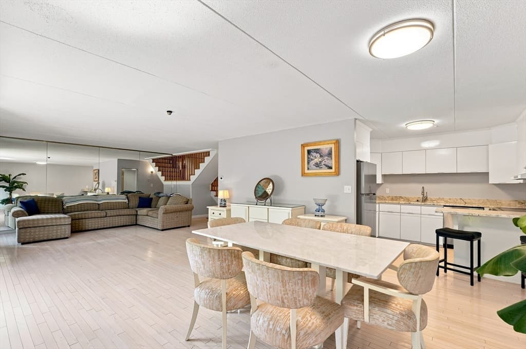 Condomínio de 2 quartos em 55 Tall Oaks Drive # L8, Weymouth