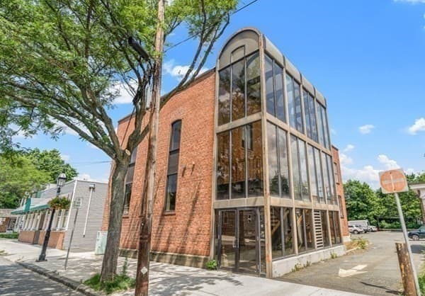 Comercial de 0 quartos em 48-49-49A Lowell St, Peabody