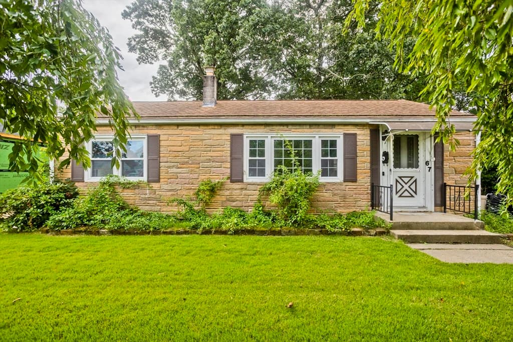 2-bed Single Family at 67 Warwick Rd, Chicopee