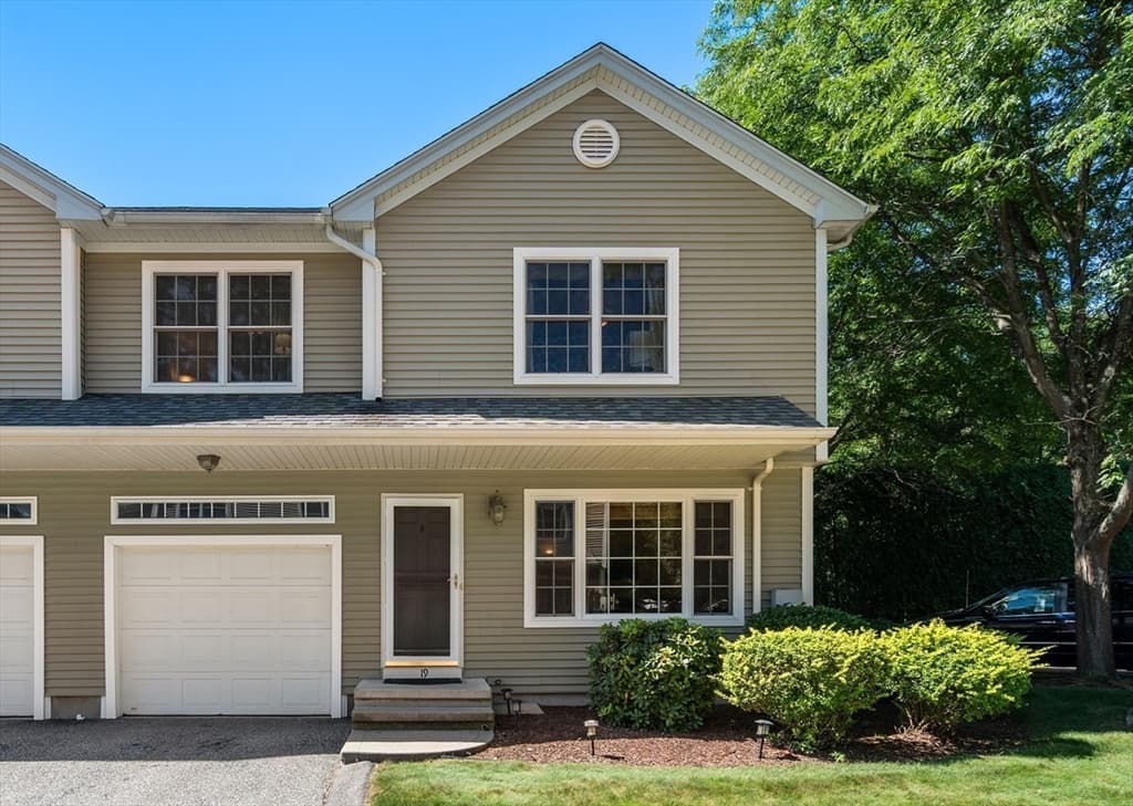 3-bed Condo at 19 Gerard Lane # 19, Chicopee