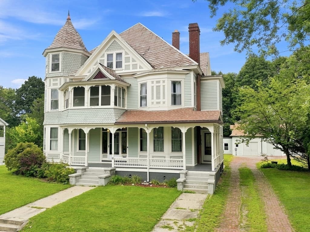 6-bed Multi-Family at 82-84 Noel St, Springfield