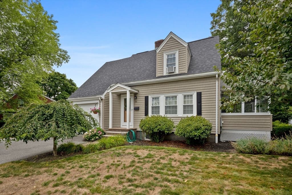 3-bed Single Family at 18 Beaver St, Waltham