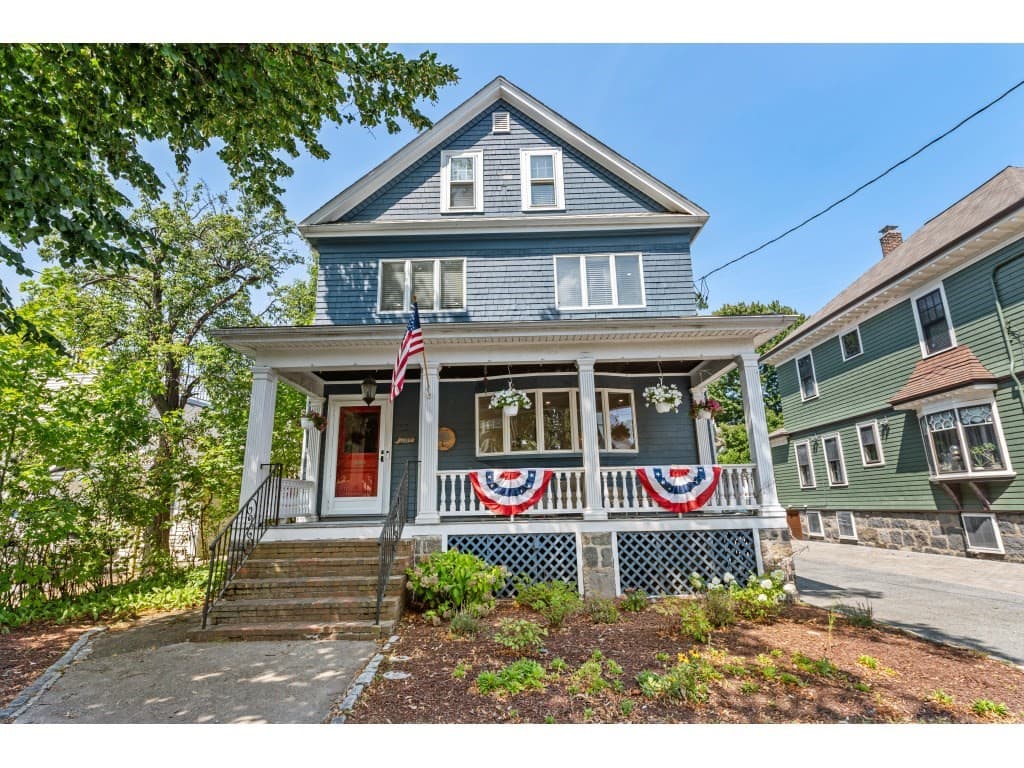 6-bed Single Family at 217 Pleasant Street, Winthrop