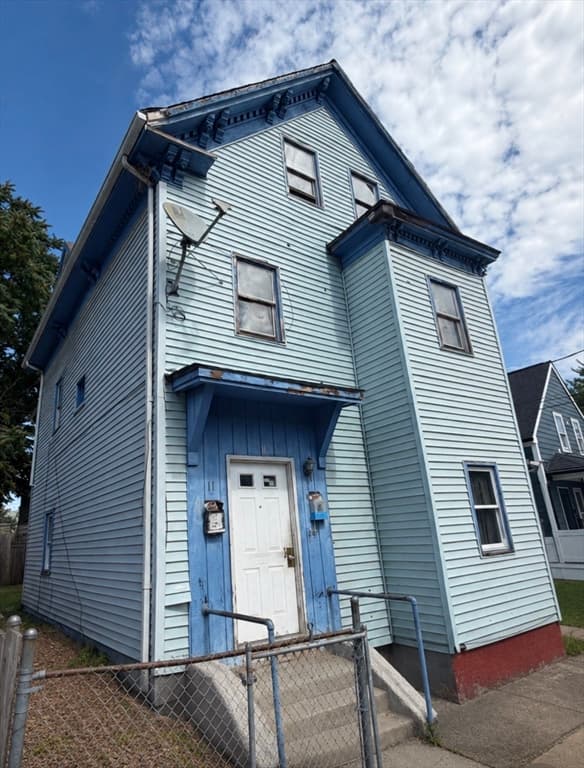 6-bed Multi-Family at 11 Brownville Ave, Lynn