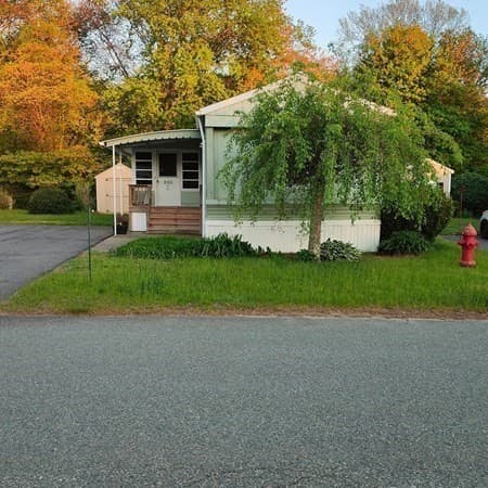 2-bed Single Family at 22 Thayer Dr, Taunton
