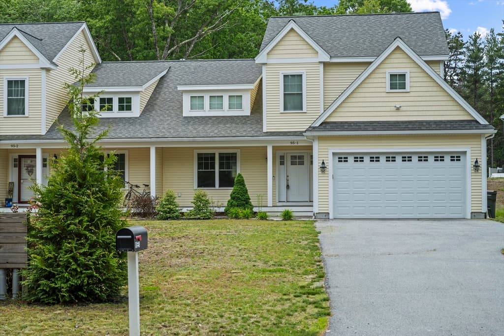 3-bed Condo at 95 Lowell Rd # 1, Pepperell