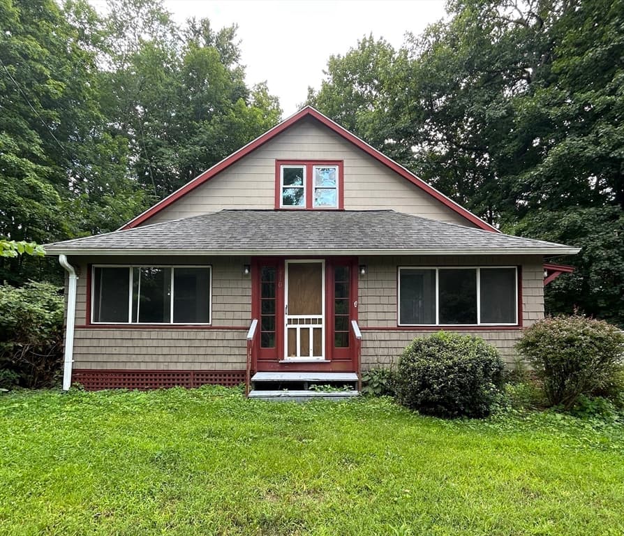3-bed Single Family at 410 Silver St, Greenfield