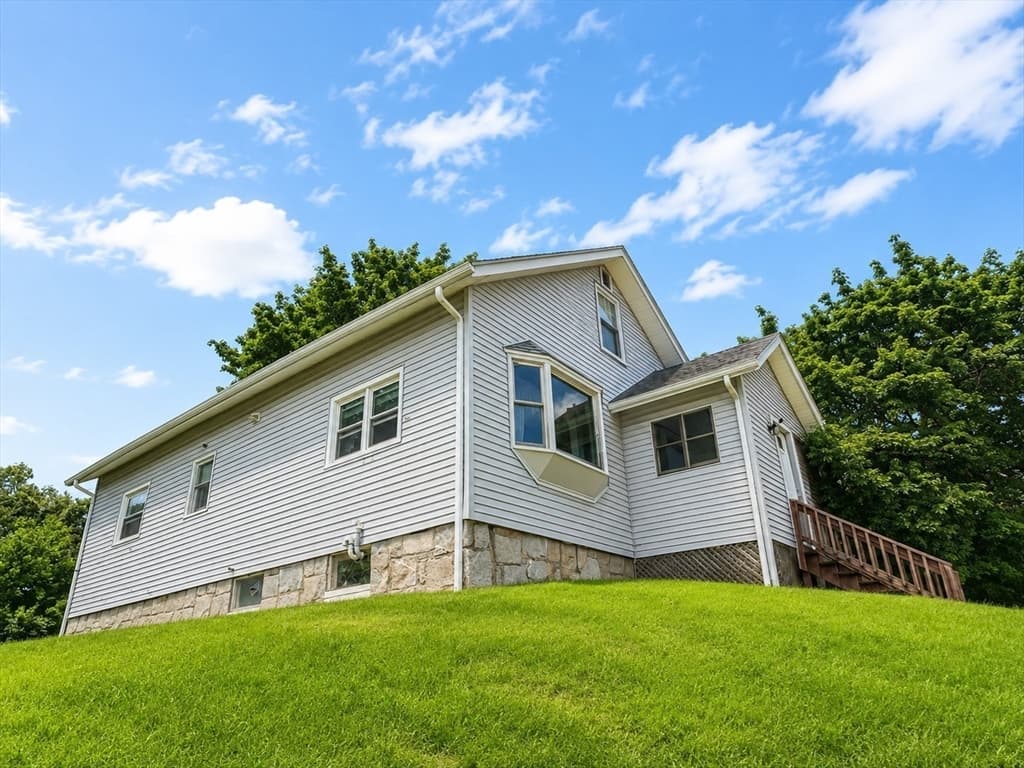 2-bed Single Family at 434 Hamilton, Worcester