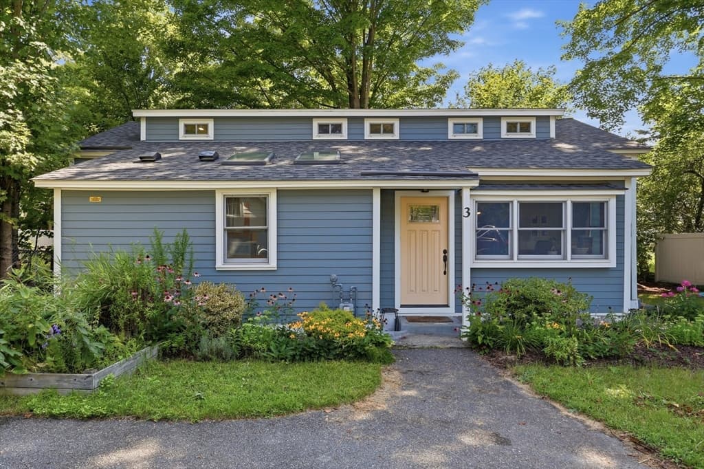 2-bed Single Family at 3 Benjamin Road, Shirley