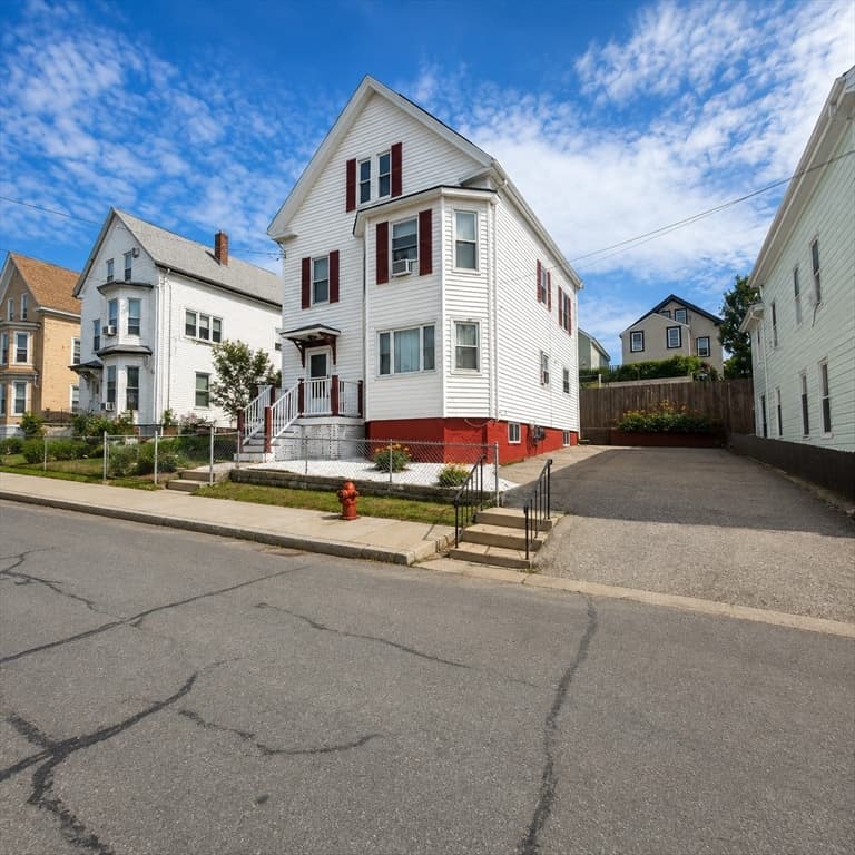 Casa Unifamiliar de 5 habitaciones en 33 Hancock St, Haverhill