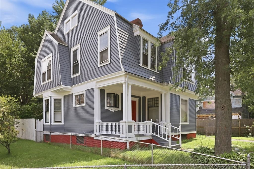 4-bed Single Family at 43 Cornell St, Springfield
