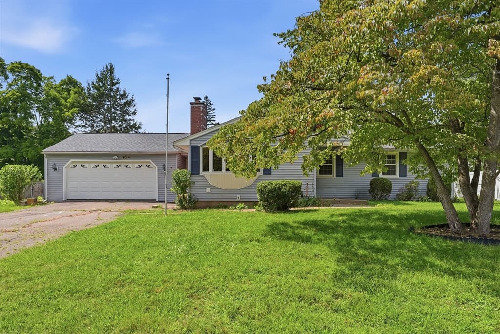 3-bed Single Family at 60 S West St, Agawam