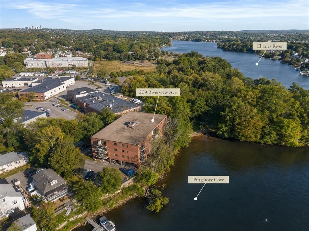 1-bed Condo at 209 Riverview Ave # 7, Newton